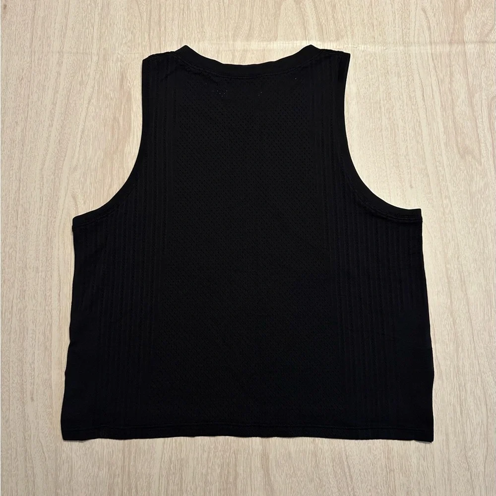 Lululemon Train To Be Tank